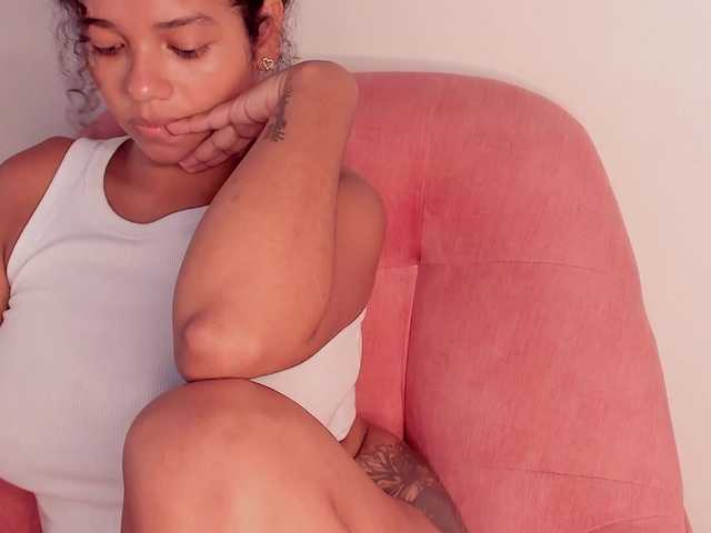 NinaCollinss live cam on BongaCams