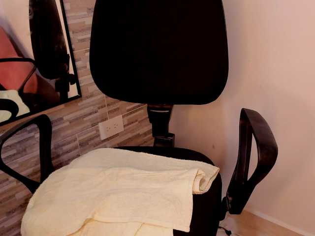 NinaCollinss live cam on BongaCams