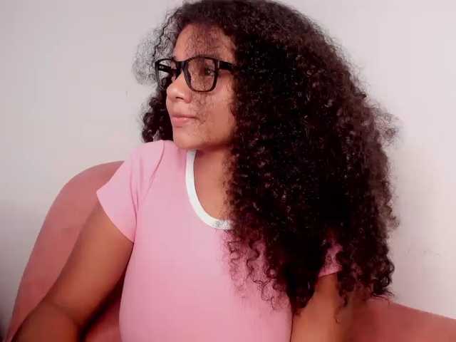 NinaCollinss live cam on BongaCams