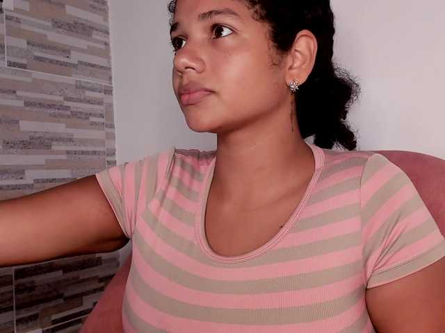 NinaCollinss live cam on BongaCams