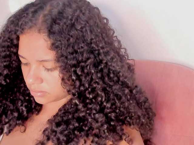 NinaCollinss live cam on BongaCams