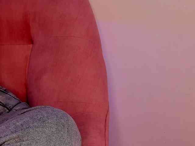 NinaCollinss webcam