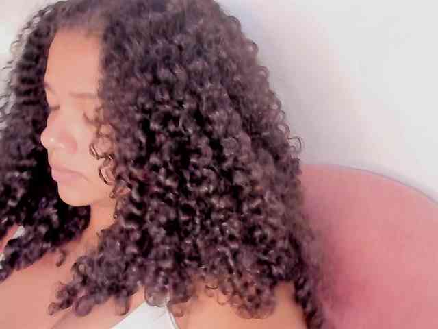 NinaCollinss webcam