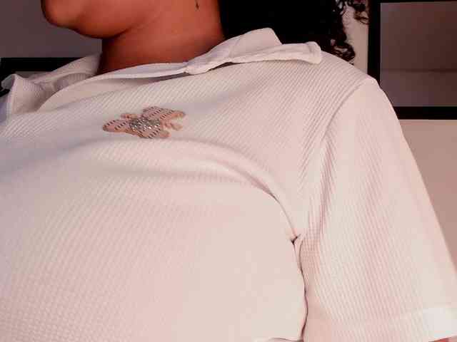 NinaCollinss webcam