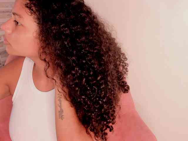NinaCollinss webcam