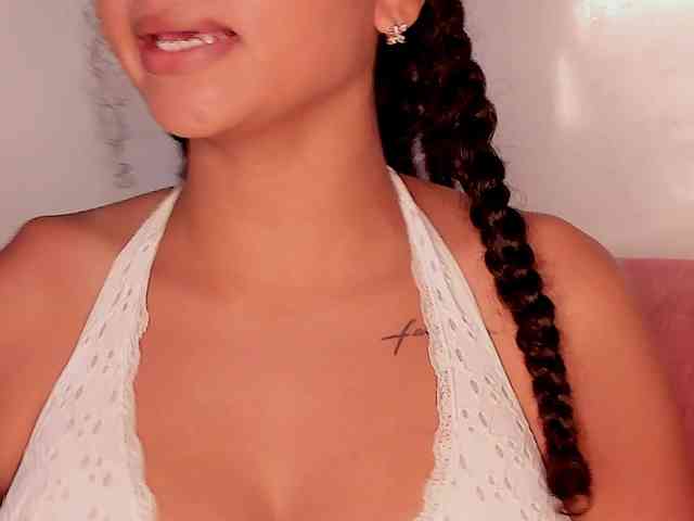 NinaCollinss webcam