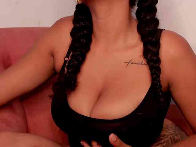Modelo: NinaCollinss