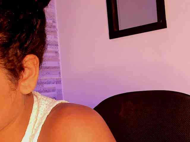 NinaCollinss webcam