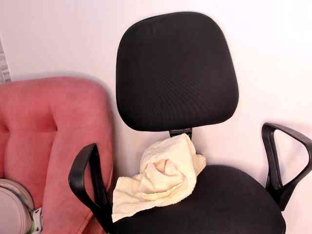NinaCollinss webcam