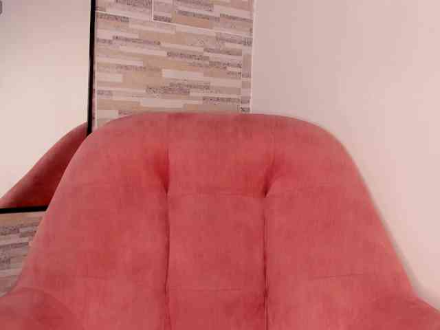 NinaCollinss webcam