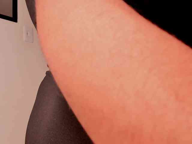NinaCollinss webcam
