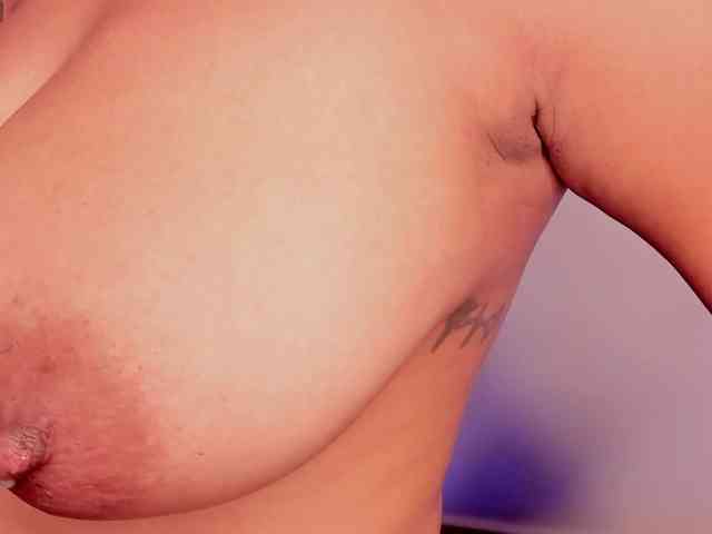 NinaCollinss webcam