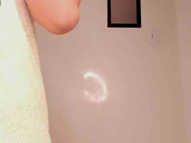 NinaCollinss webcam