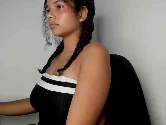 NinaCollinss