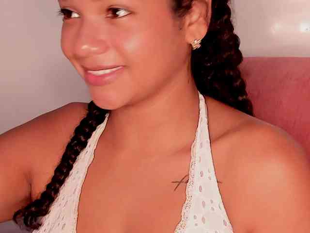 NinaCollinss webcam