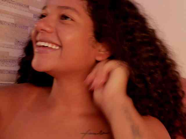 NinaCollinss webcam