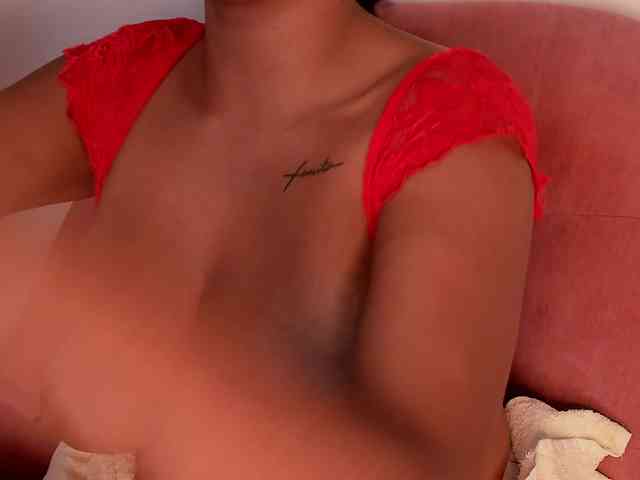 NinaCollinss webcam