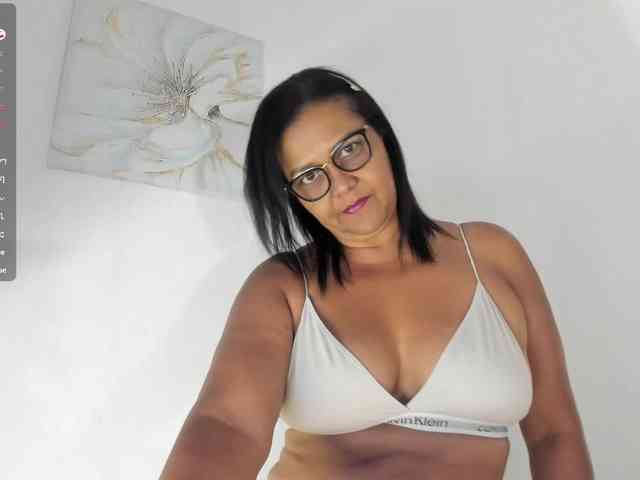 Emilly webcam