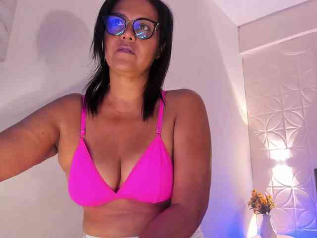 Emilly webcam