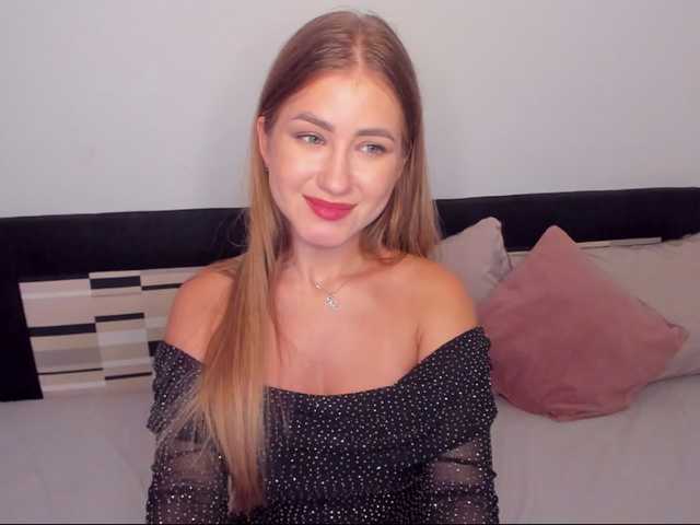 Primrose Nude Live Sex Shows