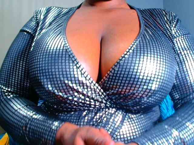 CURVEBABY webcam