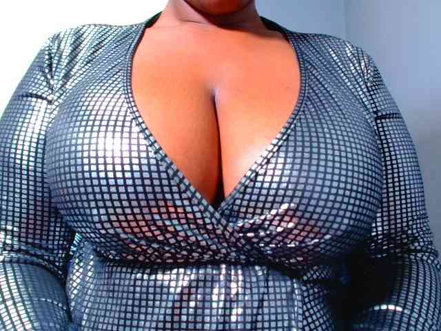 CURVEBABY webcam