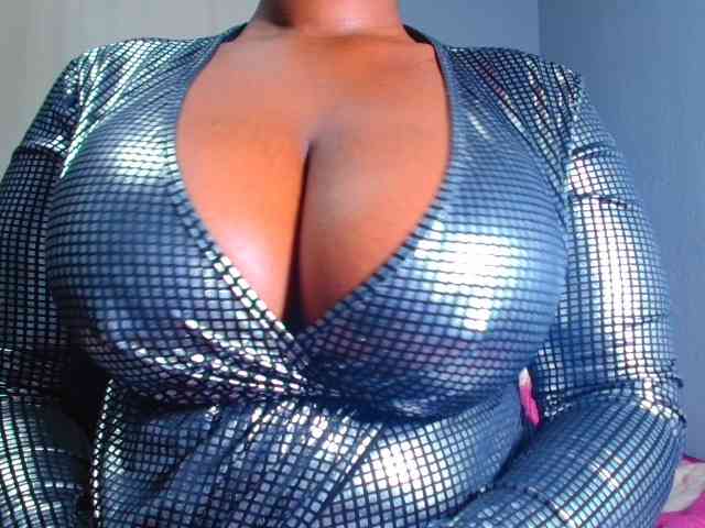 CURVEBABY webcam