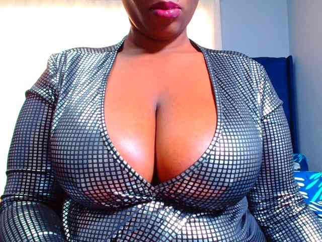 CURVEBABY webcam