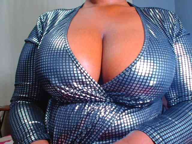 CURVEBABY webcam