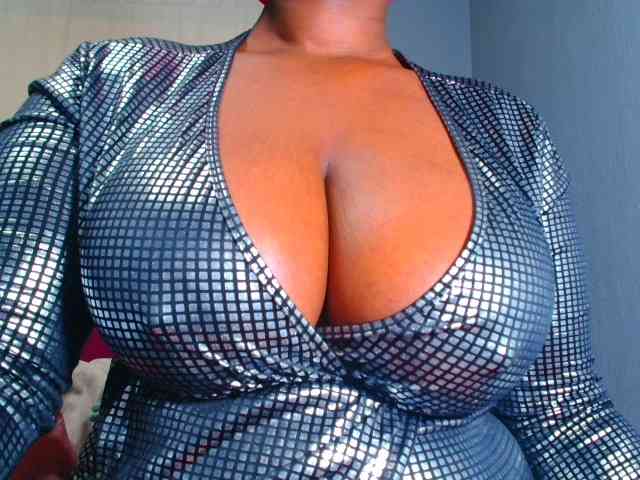 CURVEBABY webcam