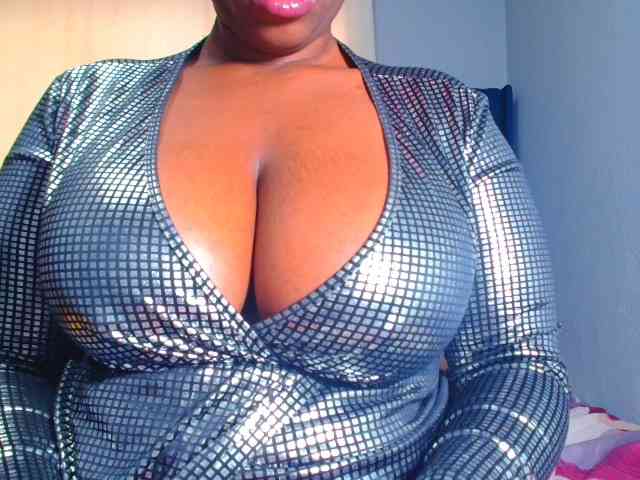 CURVEBABY webcam