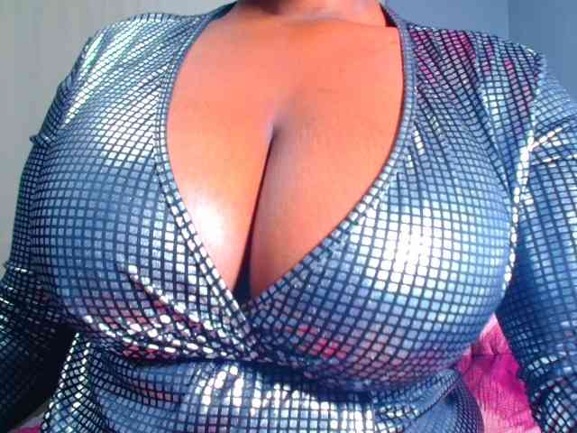 CURVEBABY webcam