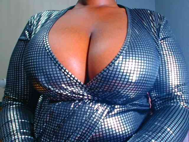 CURVEBABY webcam