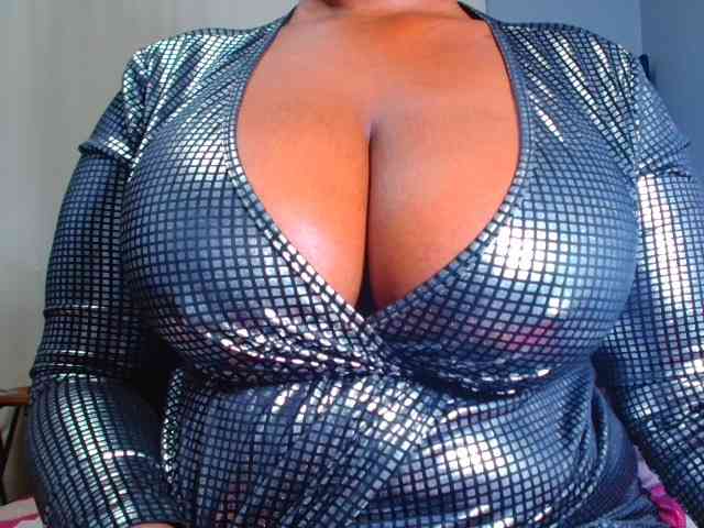 CURVEBABY webcam