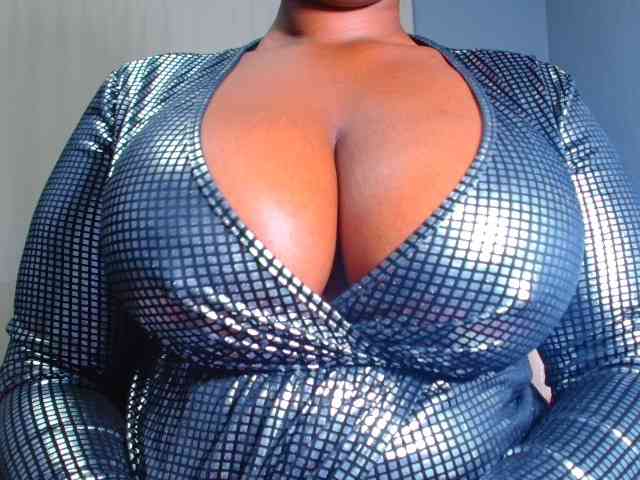 CURVEBABY webcam