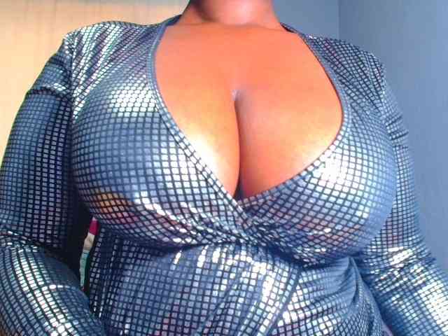 CURVEBABY webcam