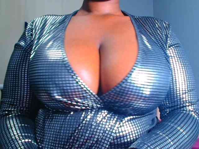 CURVEBABY webcam