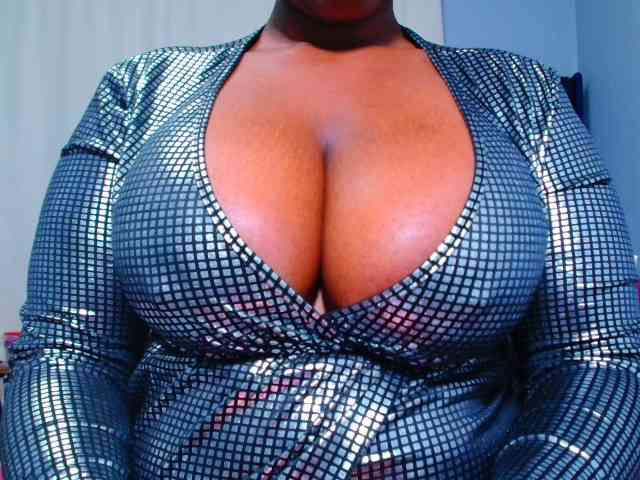 CURVEBABY webcam