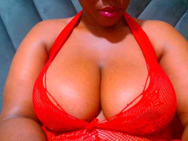 CURVEBABY webcam