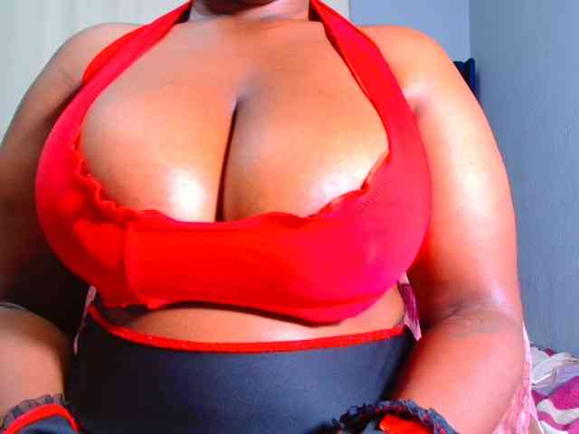 CURVEBABY webcam