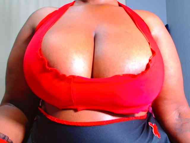 CURVEBABY webcam
