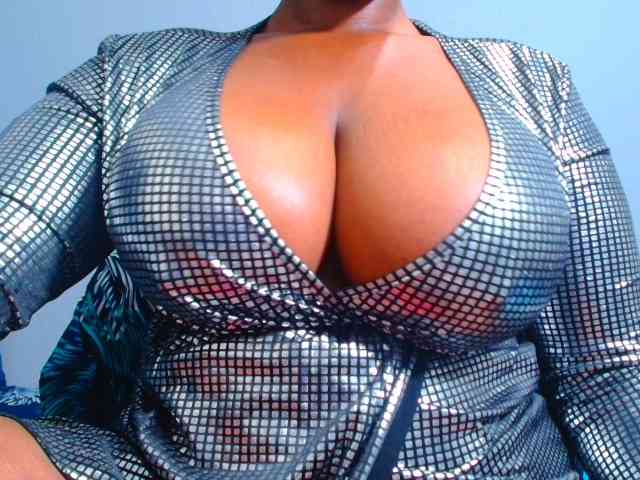 CURVEBABY webcam