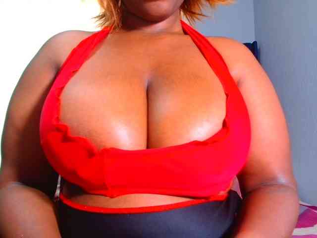 CURVEBABY webcam