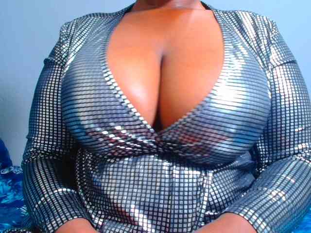 CURVEBABY webcam