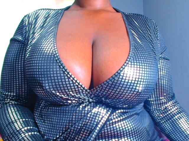 CURVEBABY webcam