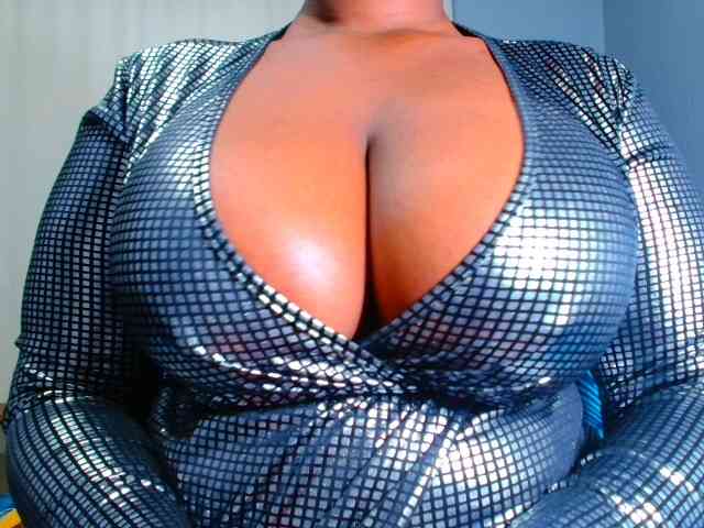 CURVEBABY webcam