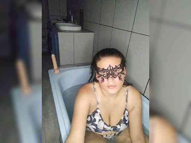 Viki--Alex webcam