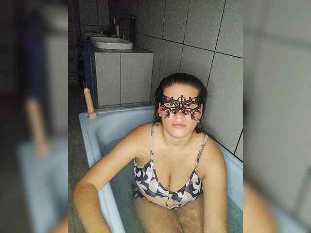 Viki--Alex webcam