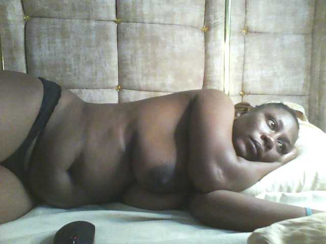 Beauty-Queen1 live cam on BongaCams
