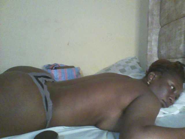 Beauty-Queen1 live cam on BongaCams